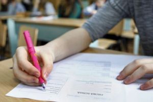 Vineri – ultima zi de înscriere la a doua sesiune a bacului