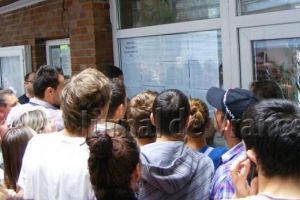 Vrancea, cele mai multe medii de 10 la bacalaureat, după Bucureşti