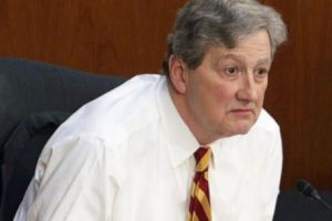 Senatorul John Kennedy, ATAC fără precedent la guvernul rus. A comparat autorităţile ruse cu MAFIA