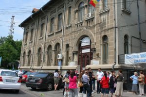 CN Mircea cel Batran din Constanta, in topul celor mai bune trei licee din tara, dupa nota de admitere la cel mai cautat profil