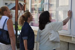 Profesorii intră în febra examenelor. În ce şcoli din Bistriţa se dă proba scrisă la titularizare