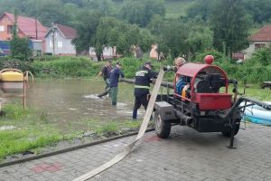 Situaţia actualizată a inundaţiilor – Mai sunt doar câteva mici probleme în câteva localităţi