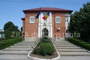 Comunicat de presa: Licitatie la Primaria Ovidiu - proiectare si asistenta tehnica pentru obiectivul Zona de relaxare si agrement“ (document) 