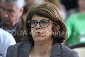 Intre viata politica si medicina dentara: Raportul de activitate al consilierului municipal Adriana Campeanu (document)