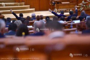 Camera Deputaţilor: Plenul a adoptat proiectul Codului administrativ