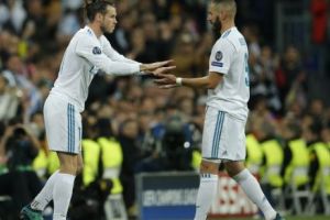 Se destramă „galacticii”