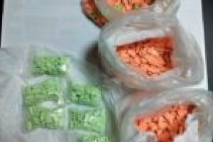 Închisoare pentru cocaina şi comprimatele de MDMA vândute de studenţi pe piaţa din Caraş-Severin!