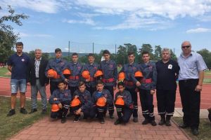 Tinerii pompieri din cadrul SVSU Plăieşii de Jos s-au clasat pe primul loc la Concursul Tinerilor Pompieri din Ungaria