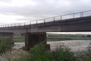 Inundaţiile din ultima perioadă au provocat pagube de aproape 10 milioane de euro în ...