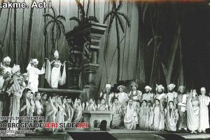 Scena din spectacolulLakme“ - Actul I 