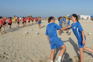 Peste 30 de fotbaliste s-au pregatit la Costinesti, in proiectul Fotbal si Feminitate“. Doua dintre fete au fost din Constanta (galerie foto)