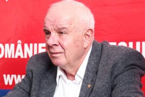 Nea Mărin Burlea luptă cu dujmanii fecundării multilateral lăbărţate