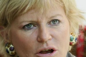 PANICĂ. MONICA TATOIU, la un pas să fie bătută în avion!!! „A fost la o secundă să-mi spargă proteza” Declaraţii NĂUCITOARE