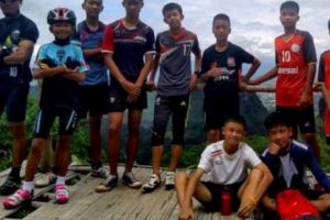 Copiii din Thailanda, chemaţi la fotbalul mare din Europa 