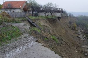 Olteţul, noua problemă pentru sinistraţii din Alunu
