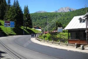 Portofel, cu acte şi card bancar ale unui târgoviştean, găsit în Azuga!