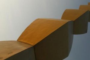 Coloana Infinitului a fost VANDALIZATĂ de către un TURIST. Autorul este căutat