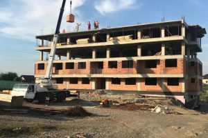 Cele şapte blocuri de pe Dealul Crucii, din Sf. ...