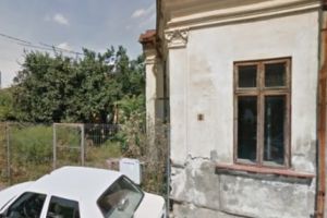 Primăria Ploieşti scoate mai multe imobile la licitaţie. Preţ de pornire de 41.000 de euro, pentru casă în centrul municipiului