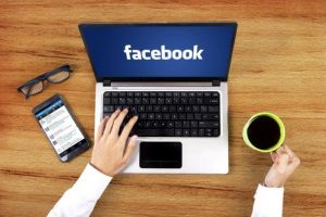 Facebook anunţă că românii vor vedea mai puţine ştiri false sau senzaţionale, începând de joi