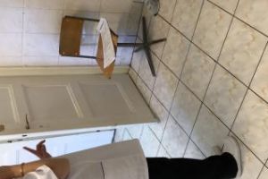 Cluj: A refuzat să îşi interneze copilul la Pediatrie 3 din cauza unui gândac - FOTO