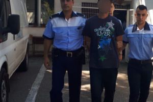 Reţinut pentru acte de violenţă