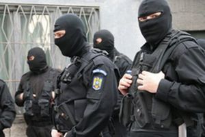 Noi perecheziţii la Braşov. De data aceasta este vorba despre evaziune fiscală