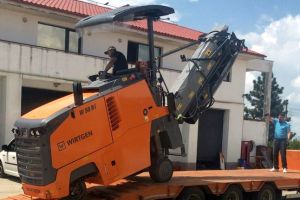 Drumarii banateni au primit freze pentru decopertat asfaltul