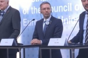 PROGRAMUL Austriei de SALVARE a Europei de IMIGRANȚI