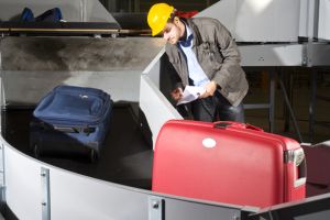 Germania recrutează lucrători în depozite şi manipulanţi bagaje