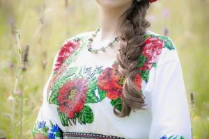Simona Vasilovici, în faţa primului ei album de muzică populară din Bucovina