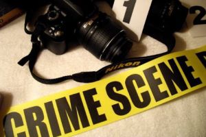 Bărbat suspectat de MOARTEA SOȚIEI ȘI FIICEI SALE VITREGE!