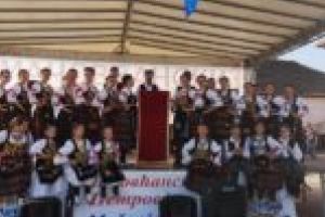 Tablou etnografic de Sfinţii Apostoli Petru şi Pavel, la Măceşti [FOTO]