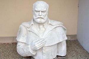 Statuia lui Emanuil Gojdu a fost restaurată şi va fi amplasată în Parcul 1 Decembrie