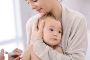 DREPTUL la VIAȚĂ al COPIILOR români, CÂȘTIGAT în Justiţie! Vaccinarea pneumococică SE REIA!