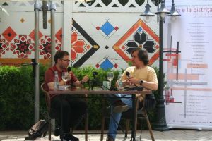 Mircea Cărtărescu: Nu trăim vremuri normale. Trebuie să umplem cu umerii noştri o mică zonă din piaţă