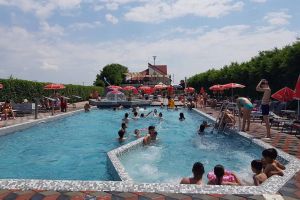 Invitaţie la scăldat…