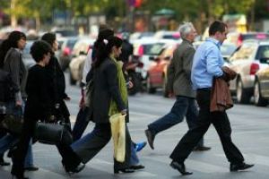 Sondaj CNMR: Peste 87 % dintre romani se considera patrioti, iar 88 % cred ca Romania nu face suficient pentru a-si apara valorile