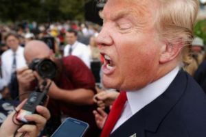 TRUMP mai PERICULOS decât PUTIN