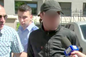 I-a sustras prietenului maşina şi a dat cu ea într-un copac