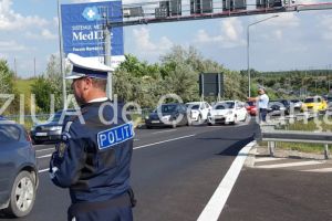 Aglomeratie pe Autostrada Soarelui, in statia de taxare de la Fetesti pe sensul catre Bucuresti. De ce s-au format coloane de masini