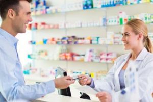 Farmaciile trebuie să-şi rearanjeze rafturile şi site-urile