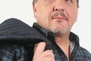 Poetul şi scriitorul Ciprian Chirvasiu, fostul nostru coleg, s-a stins