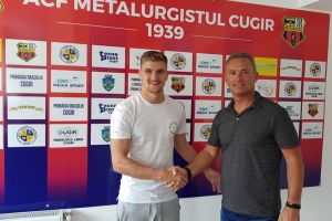 Atacant care a evoluat la Pandurii Târgu Jiu şi Universitatea Cluj, achiziţionat de Metalurgistul Cugir
