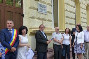 Flutur: Mă închin în faţa istoriei Siretului şi a ceea ce a însemnat acest oraş pentru ...