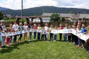 40 de copii au participat la Şcoala de vară „Joc şi descoperire”, la Vatra Moldoviţei