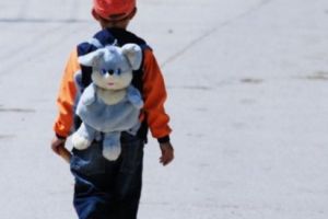 Copil de 8 ani accidentat de o maşină în localitatea Sânpaul