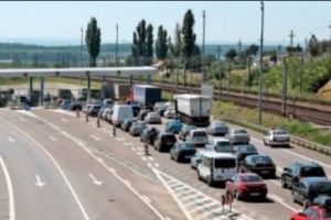 Se circulă infernal pe Autostrada Soarelui către mare! Traficul este blocat la Feteşti!