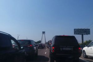 Trafic aglomerat pe DN39 pe sensul Mangalia-Constanta. Se circula bara la bara pe mai multe portiuni de drum