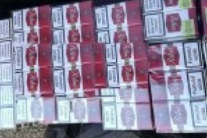 7000 de tigarete au fost descoperite de politisti in portierele unui autoturism